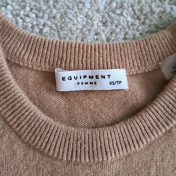 EQUIPMENT Cashmere Tan Camel Sweater - Picture 4 of 7